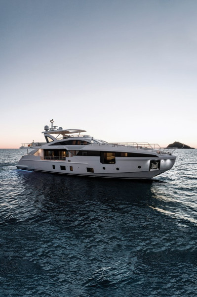 GRANDE 32 METRI 2019 105' 0" AZIMUT YACHTS