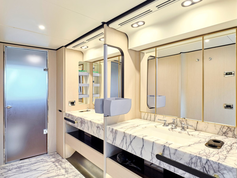 GRANDE 32 METRI 2019 105' 0" AZIMUT YACHTS