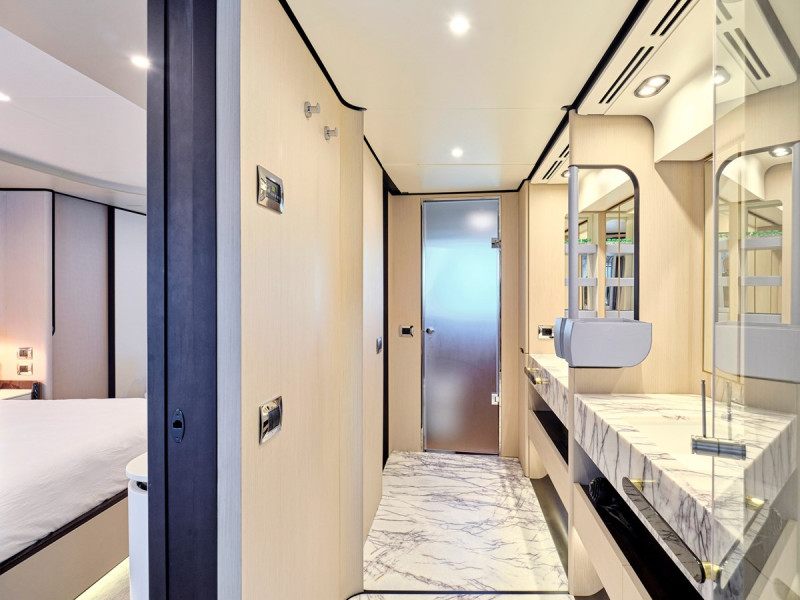 GRANDE 32 METRI 2019 105' 0" AZIMUT YACHTS