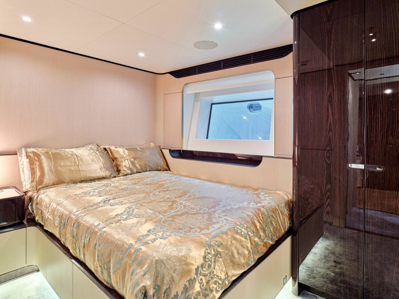 GRANDE 32 METRI 2019 105' 0" AZIMUT YACHTS