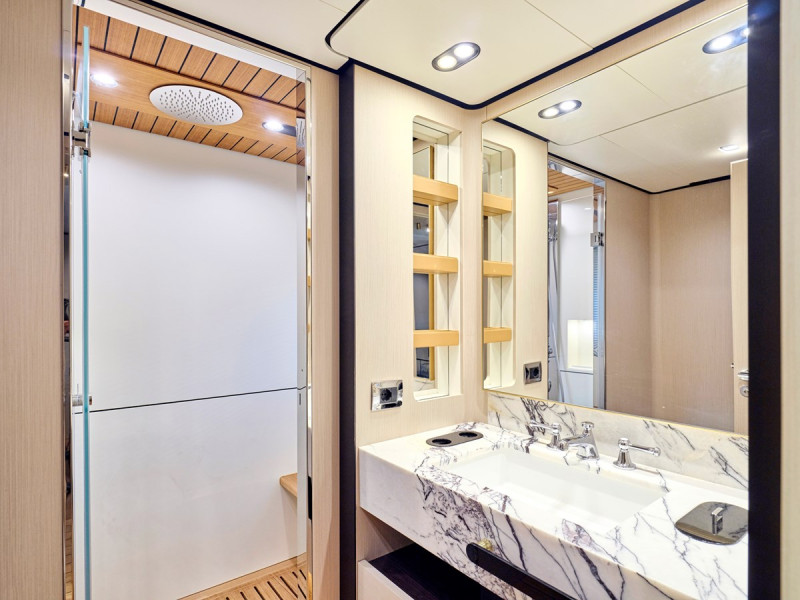 GRANDE 32 METRI 2019 105' 0" AZIMUT YACHTS