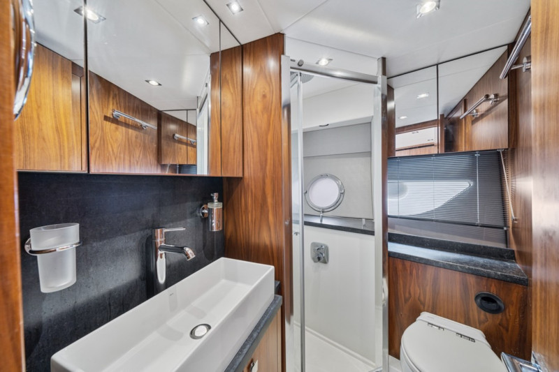 PREDATOR 57 2018 57' 0" SUNSEEKER