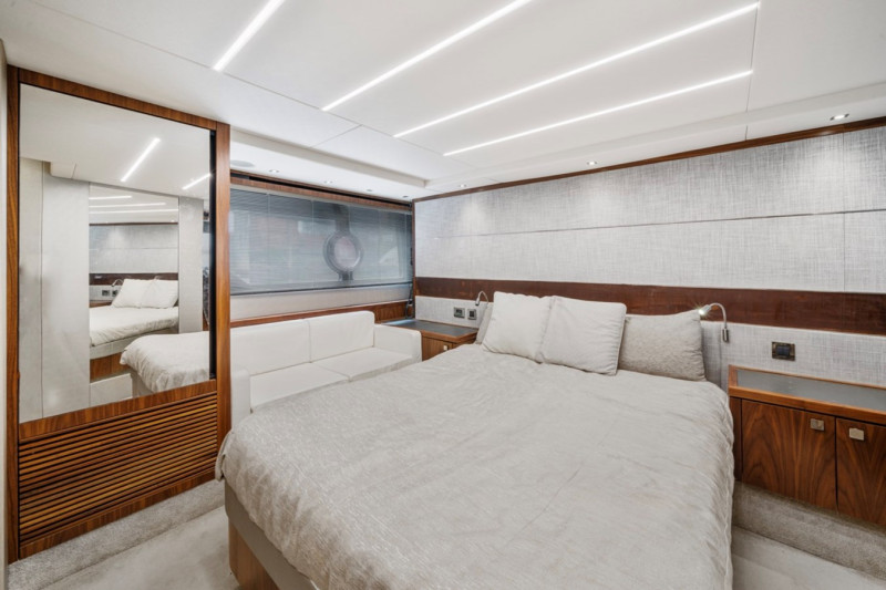 PREDATOR 57 2018 57' 0" SUNSEEKER