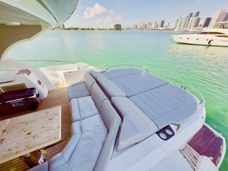 PREDATOR 57 2018 57' 0" SUNSEEKER