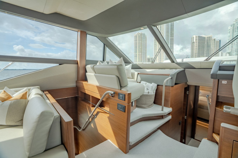 PRINCESS F70 2019 70' 0" PRINCESS YACHTS