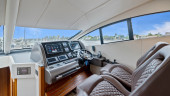 MANHATTAN 53 2013 60' 2" SUNSEEKER