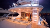 80 FLY 2011 80' 2" SUNSEEKER