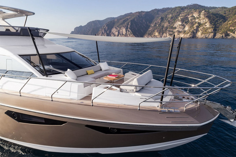 60 FLY 2018 59' 10" AZIMUT YACHTS