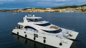 70 POWER  2013 70' 2" SUNREEF YACHTS