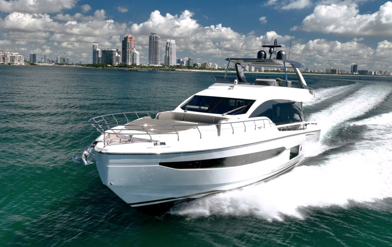 78 FLYBRIDGE 2020 78' 0" AZIMUT YACHTS