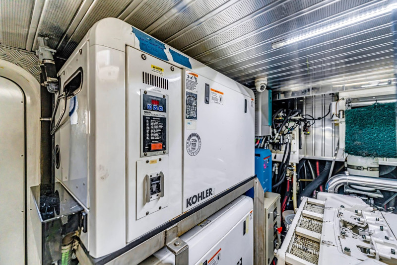 80 GLX 2016 81' 4" ASTONDOA