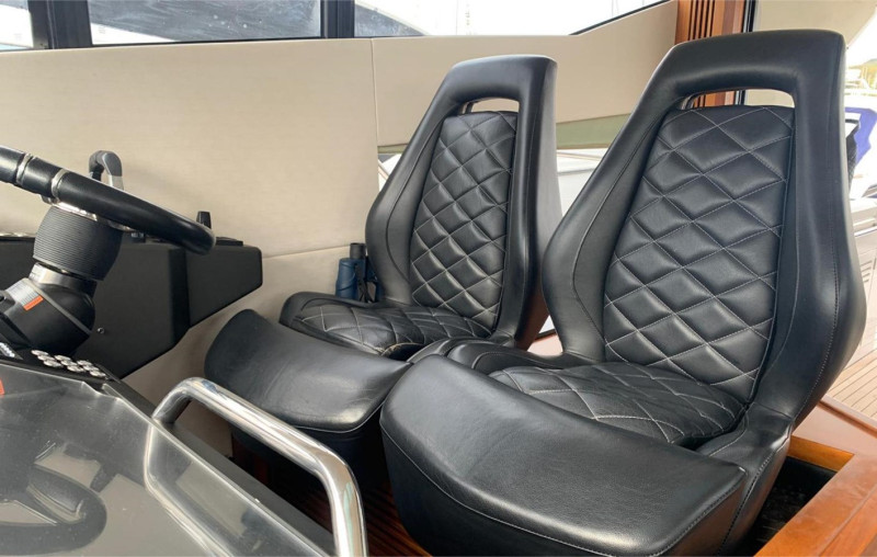 PREDATOR 57 2016 59' 1" SUNSEEKER