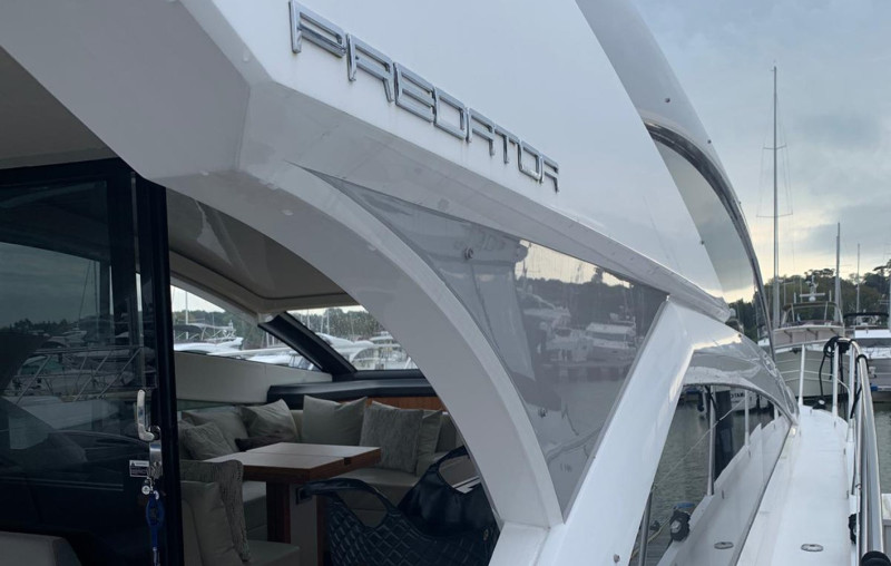 PREDATOR 57 2016 59' 1" SUNSEEKER