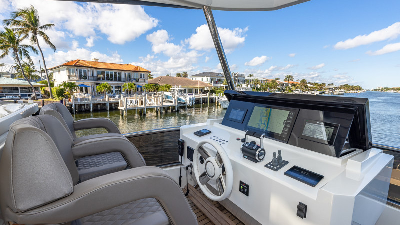 FLYBRIDGE 66 2023 66' 0" ASTONDOA