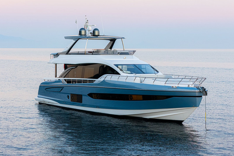 78 FLYBRIDGE 2021 77' 7" AZIMUT YACHTS