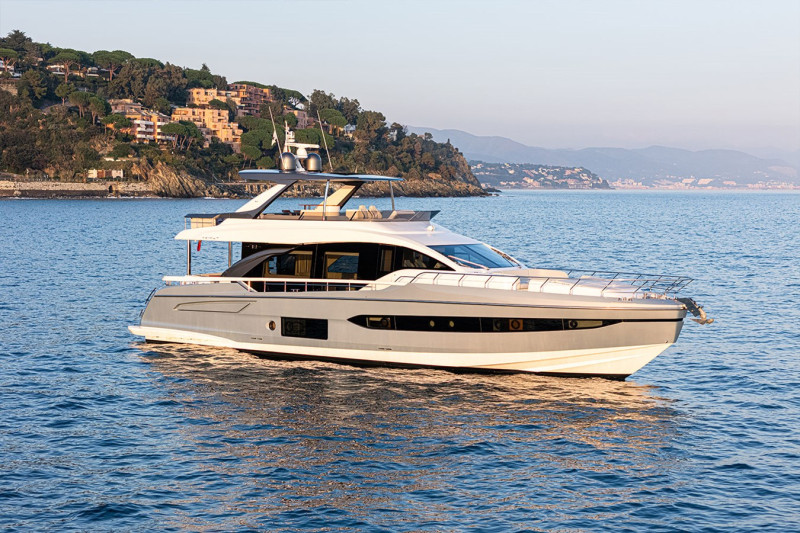 78 FLYBRIDGE 2021 77' 7" AZIMUT YACHTS