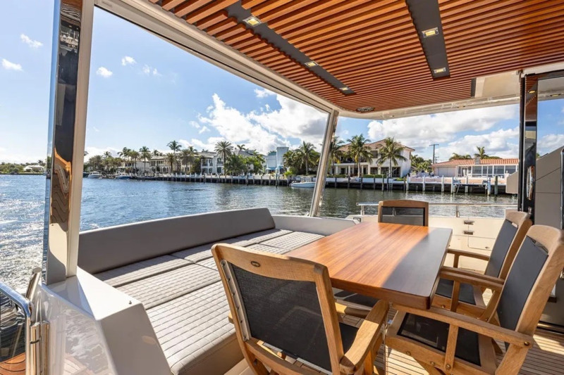 66 FLYBRIDGE 2023 66' 0" ASTONDOA