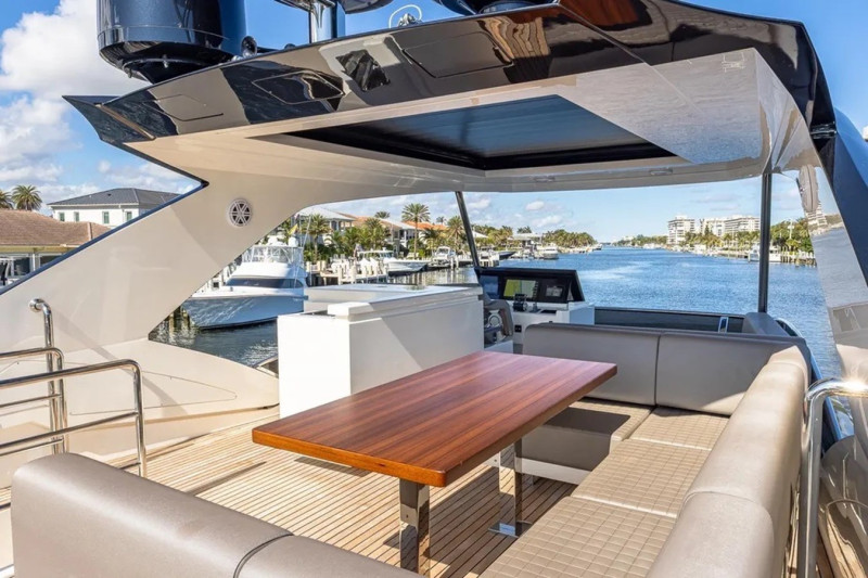 66 FLYBRIDGE 2023 66' 0" ASTONDOA