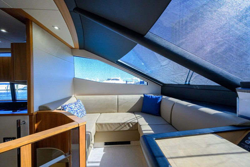 MANHATTAN 73 2014 73' 0" SUNSEEKER