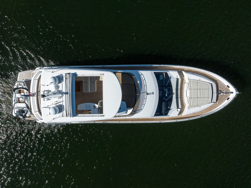 MANHATTAN 73 2014 73' 0" SUNSEEKER