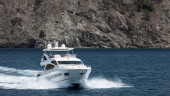 75 YACHT 2014 75' 7" SUNSEEKER