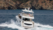 75 YACHT 2014 75' 7" SUNSEEKER
