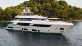 NAVETTA 37 2022 121' 6" CUSTOM LINE