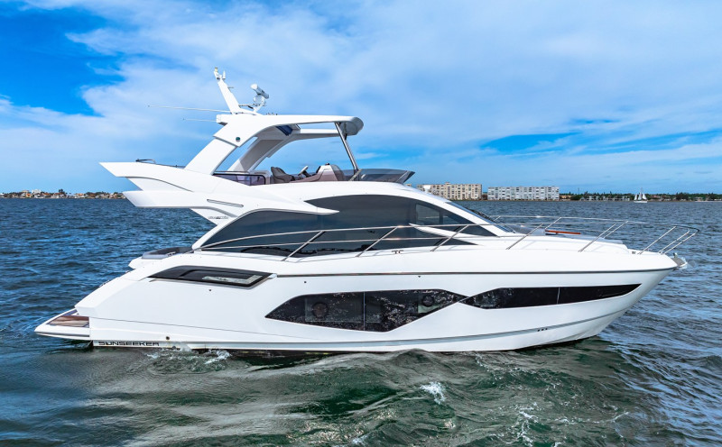 MANHATTAN 55 2021 56' 6" SUNSEEKER