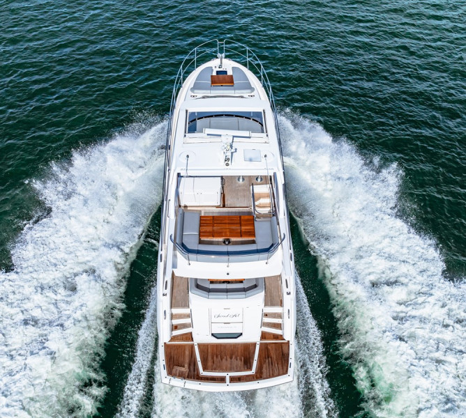 MANHATTAN 55 2021 56' 6" SUNSEEKER