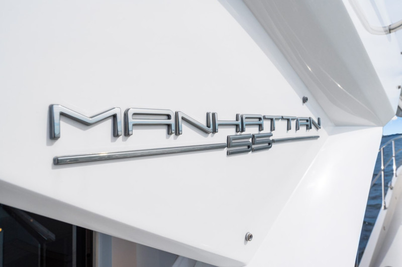 MANHATTAN 55 2021 56' 6" SUNSEEKER