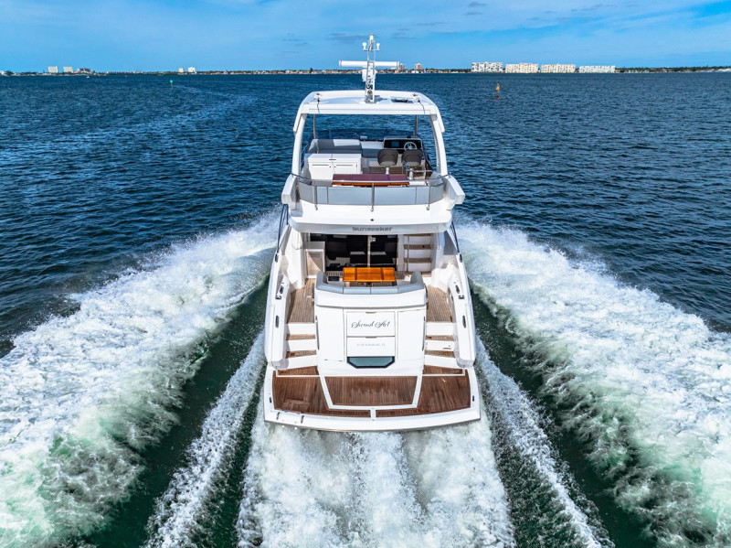 MANHATTAN 55 2021 56' 6" SUNSEEKER