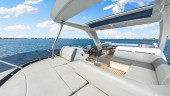 MANHATTAN 55 2021 56' 6" SUNSEEKER