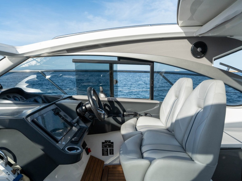 V40 2021 42' 7" PRINCESS YACHTS