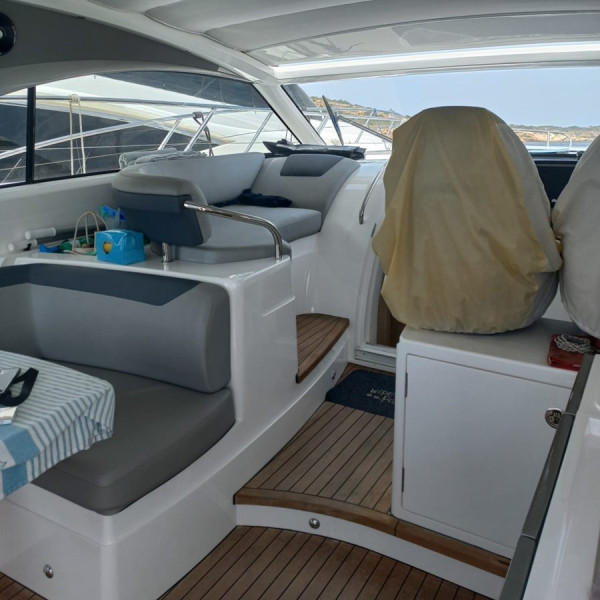 V40 2021 42' 7" PRINCESS YACHTS