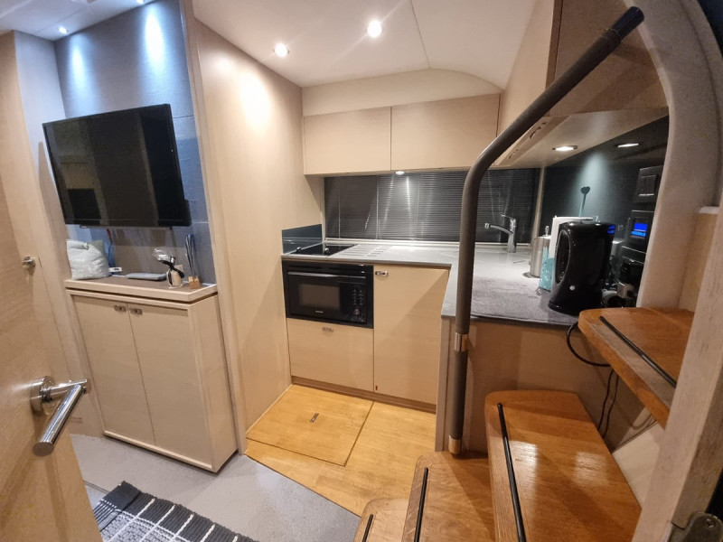 V40 2021 42' 7" PRINCESS YACHTS