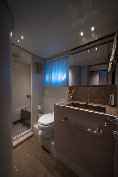 SD96 2022 94' 11" SANLORENZO YACHTS