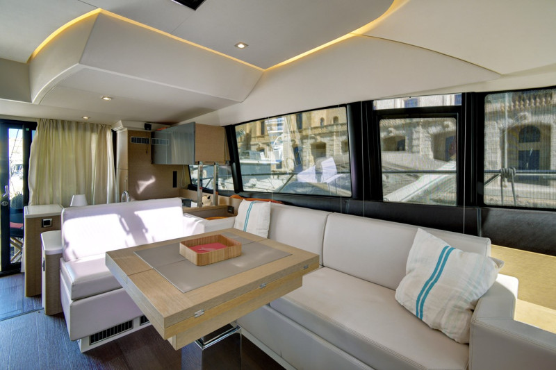 2019 50' 10" PRESTIGE