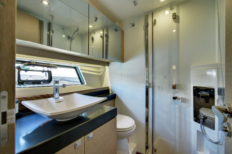 2019 50' 10" PRESTIGE