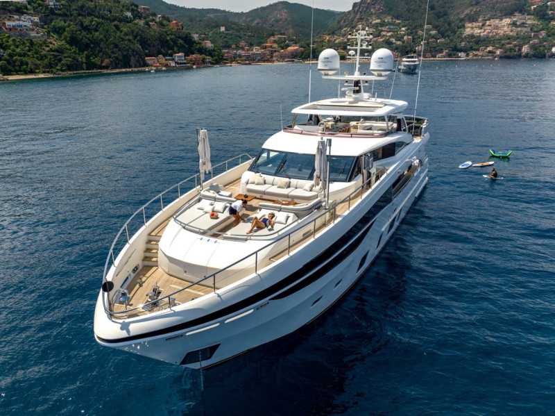 35M 2017 115' 4" PRINCESS YACHTS