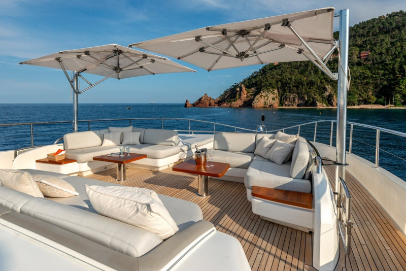 35M 2017 115' 4" PRINCESS YACHTS