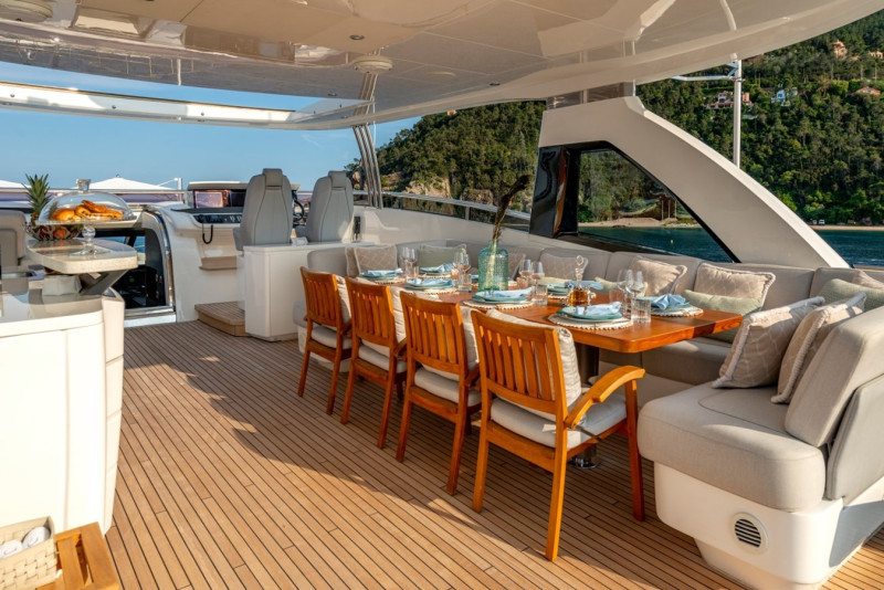 35M 2017 115' 4" PRINCESS YACHTS