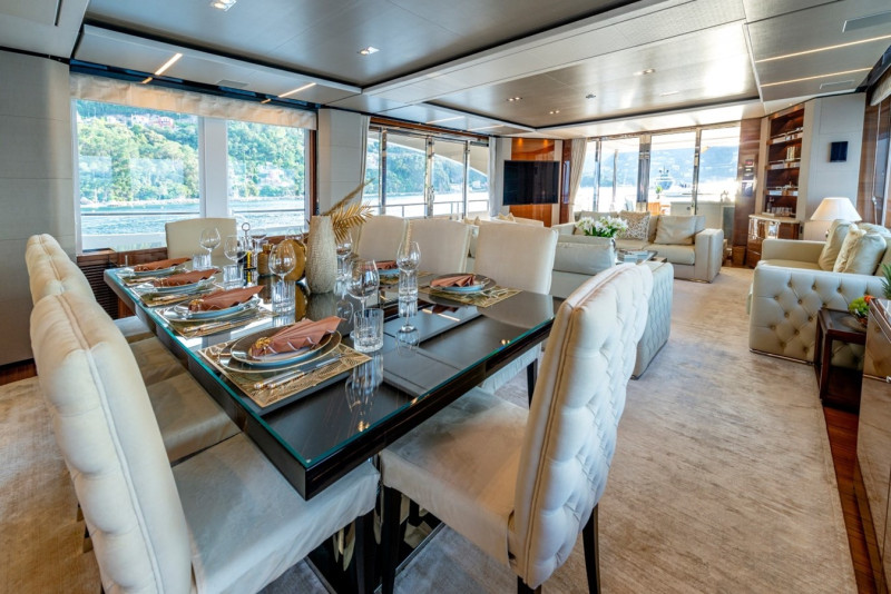 35M 2017 115' 4" PRINCESS YACHTS