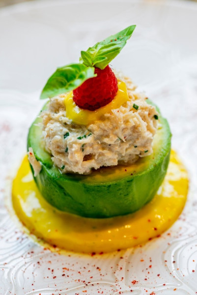 35M 2017 115' 4" PRINCESS YACHTS