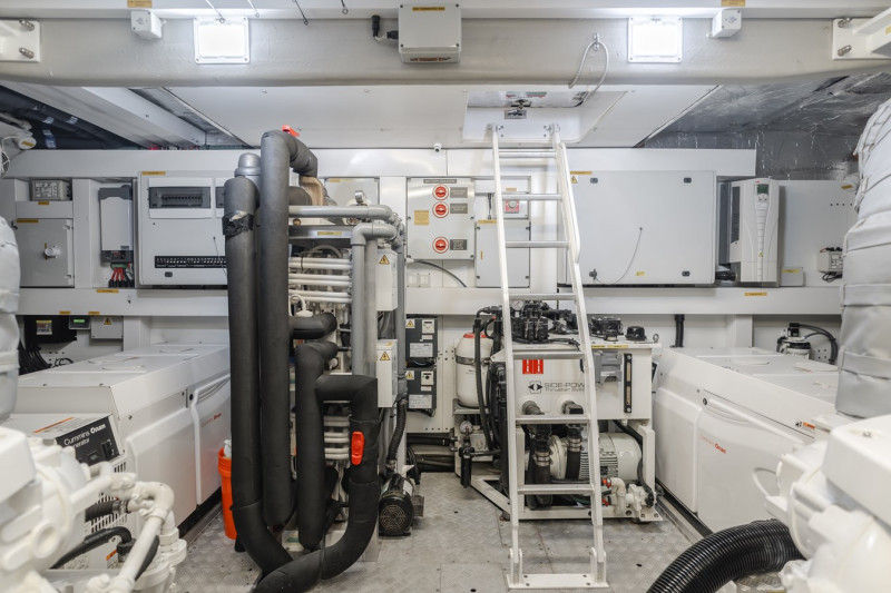 2017 75' 0" SUNSEEKER