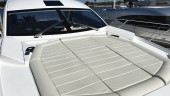 PREDATOR 57 2015 60' 1" SUNSEEKER