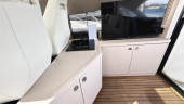 PREDATOR 57 2015 60' 1" SUNSEEKER