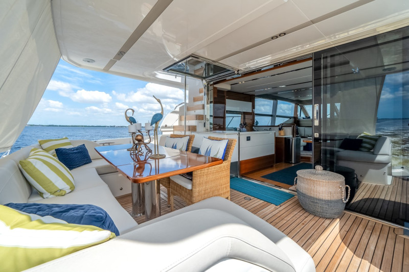 2019 70' 0" PRINCESS YACHTS