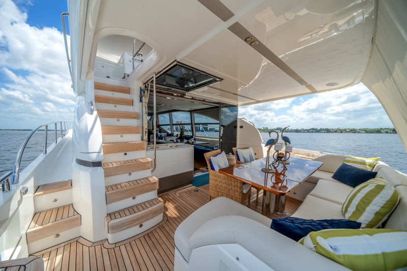 2019 70' 0" PRINCESS YACHTS