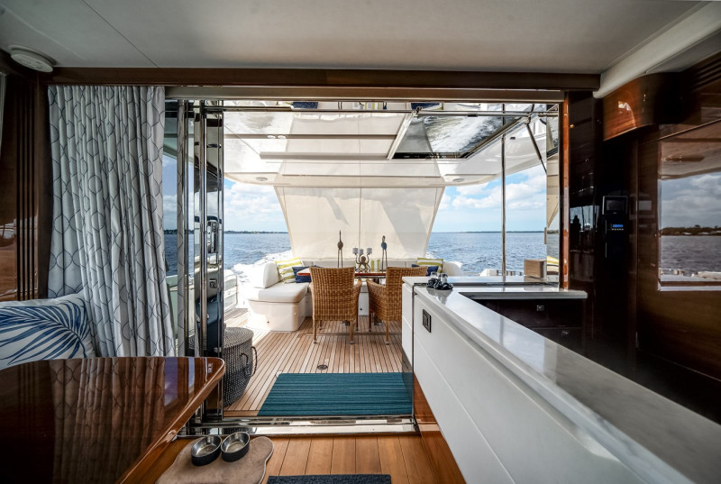 2019 70' 0" PRINCESS YACHTS