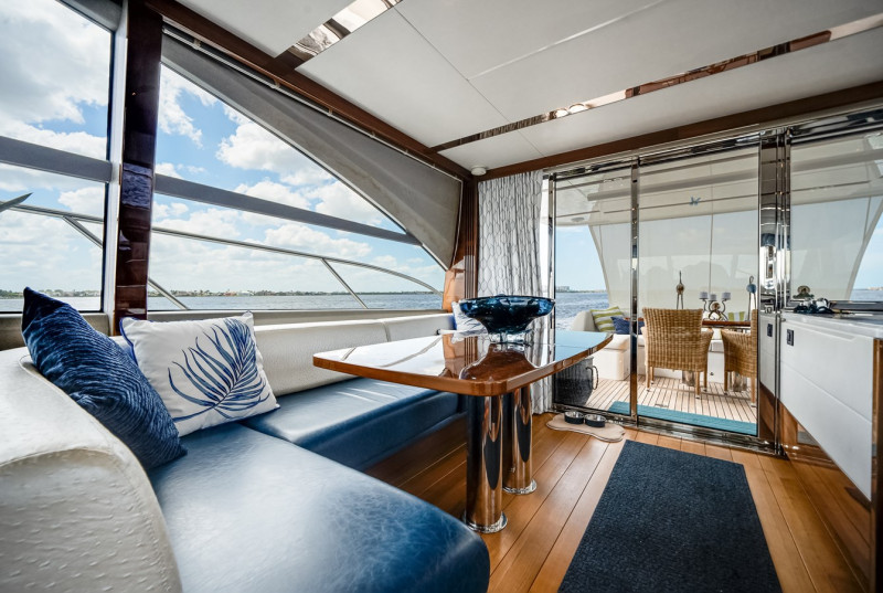 2019 70' 0" PRINCESS YACHTS